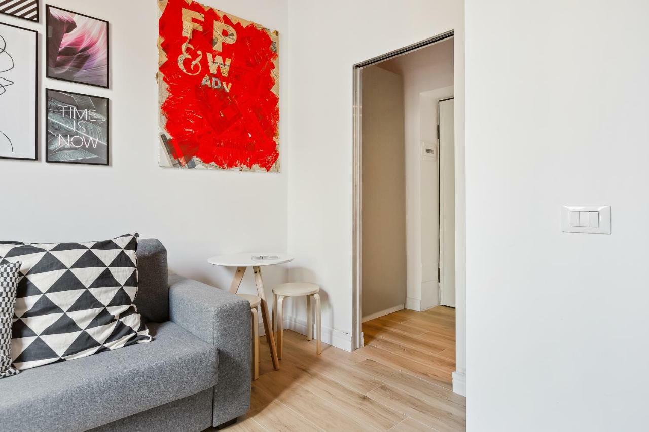 Modern And Cozy Apt In Porta Romana มิลาน ภายนอก รูปภาพ