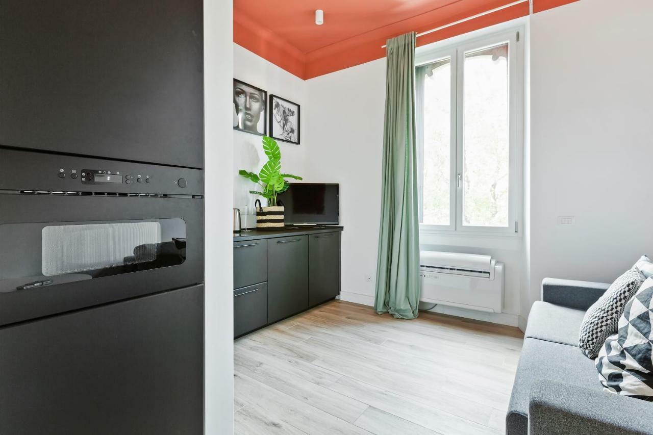 Modern And Cozy Apt In Porta Romana มิลาน ภายนอก รูปภาพ