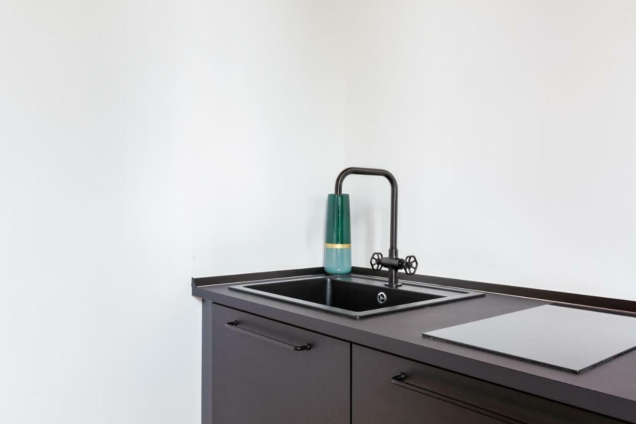 Modern And Cozy Apt In Porta Romana มิลาน ภายนอก รูปภาพ